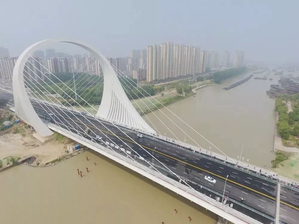 淮安运河大桥通车了