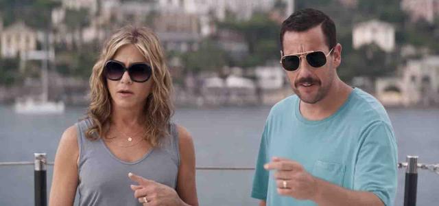 安妮斯顿和桑德勒携手主演的谋杀疑云能让你开怀一笑