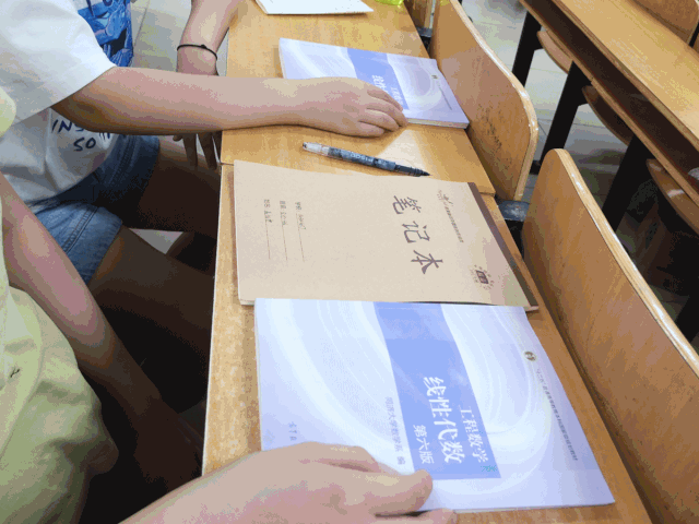 640_480gif 动态图 动图