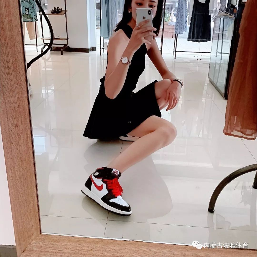 发售公告禁止转卖20这双红钩的黑脚趾aj1明日发售