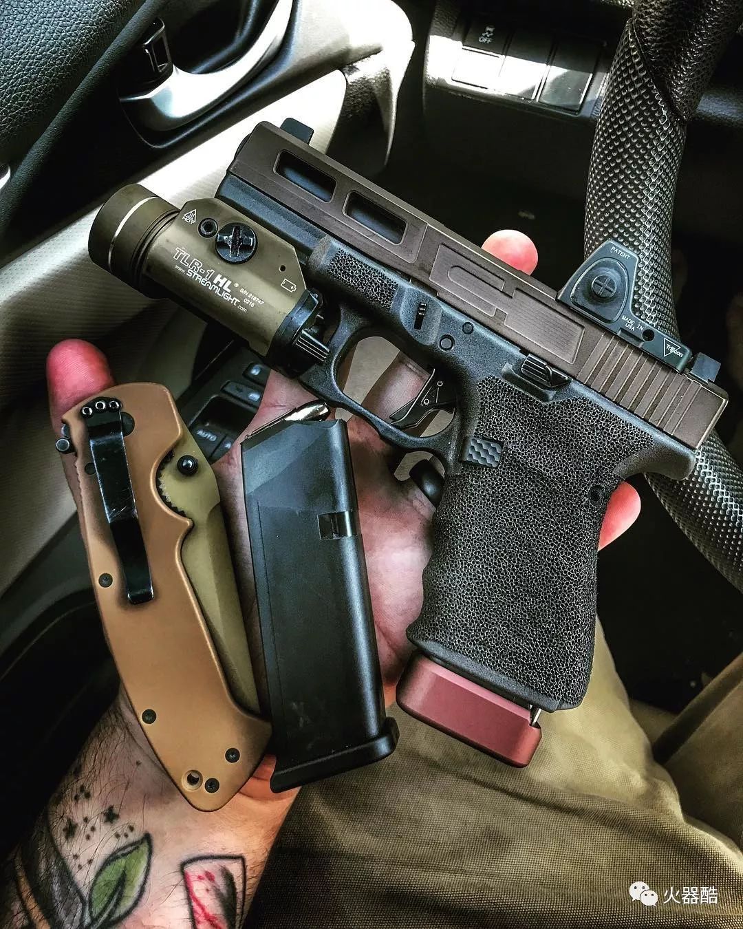 您要问我glock家族里最喜欢哪一只?我的选择是g19