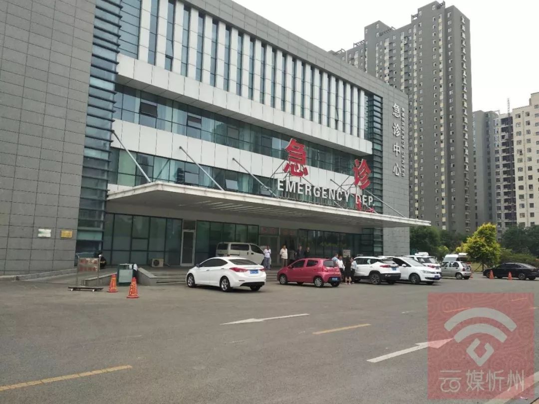 忻州市人民医院一男子跳楼经抢救无效死亡