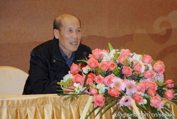 我们讲道,就是讲自己的经历,讲自己会不会当人,讲自己做人的准则.