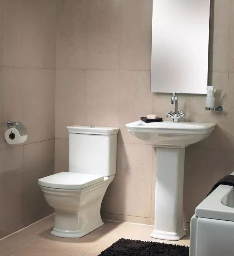 土耳其的vitra 马桶欧洲那几个牌子的马桶,一般都很小巧,釉面温润