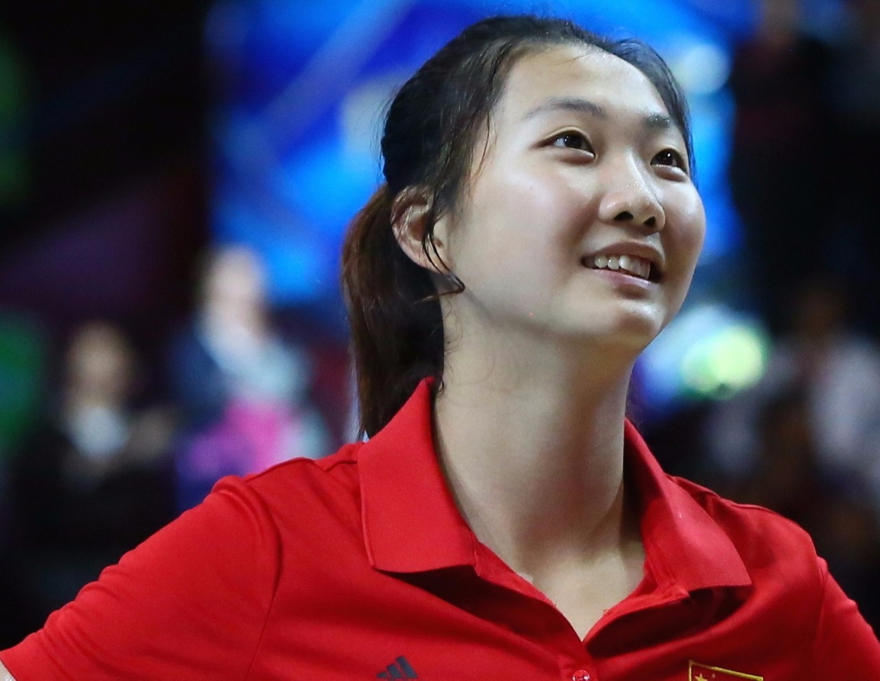 原创女排劲旅均已抵达南京中国女排最后到达郎平似乎胸有成竹