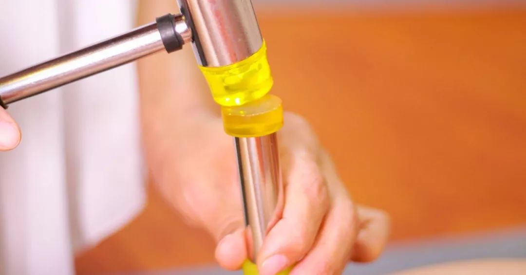 梵雅瑜伽独家研发【宫廷养生砸撅理疗】砸撅技术来自宫廷,是我国古代