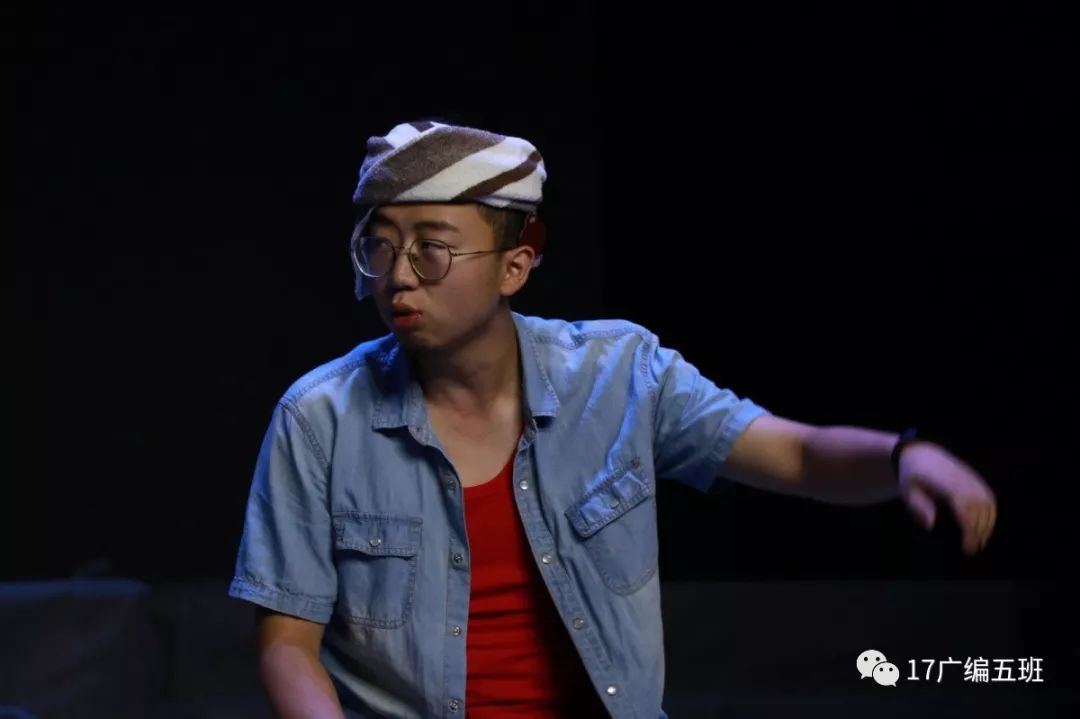 班级风采2017级广播电视编导5班表演期末汇报演出