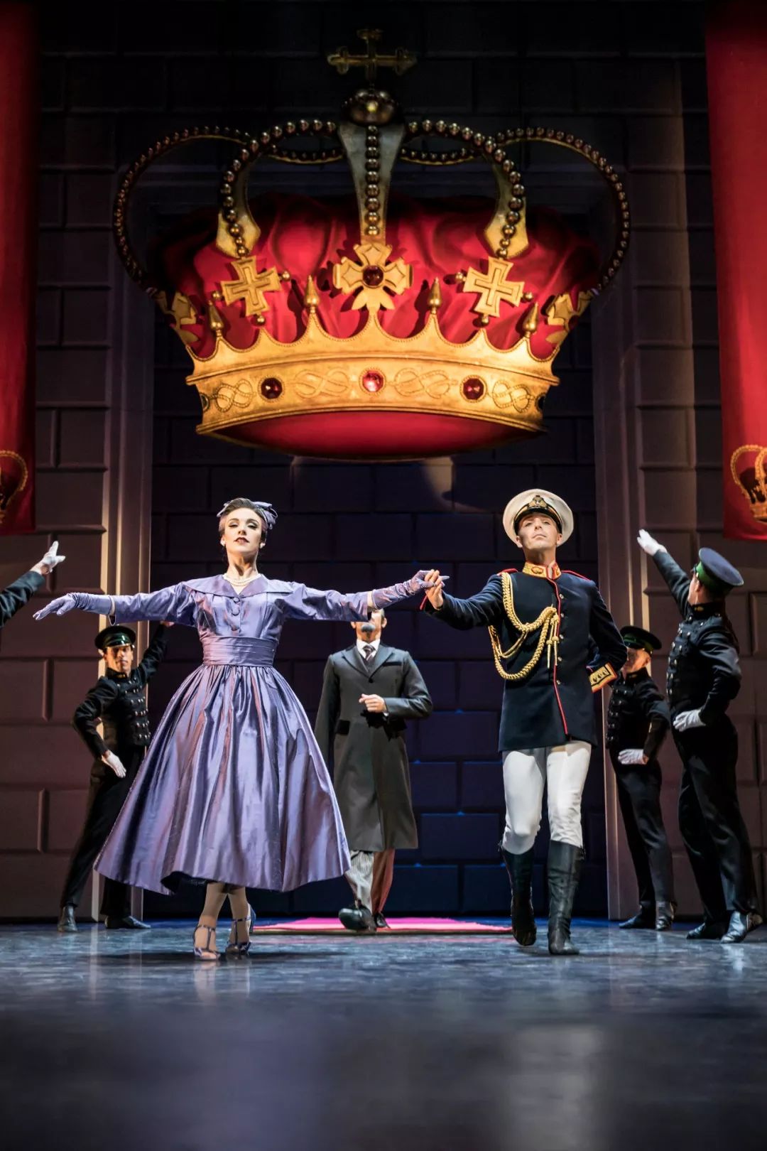 重磅开票马修伯恩舞剧天鹅湖美丽不分性别向传奇致敬