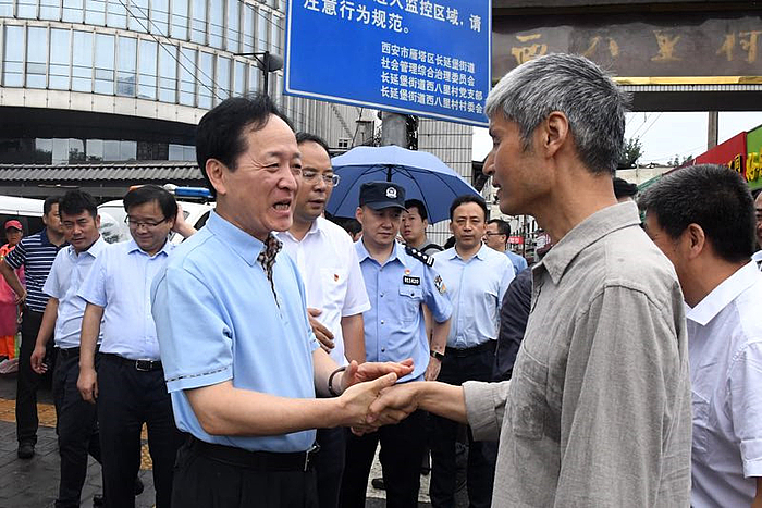 区委书记赵小林督导检查"三电"专项治理,国卫复审和垃圾分类整治工作