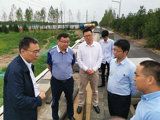 姚海军调研沣西新城新河综合治理与防汛工作