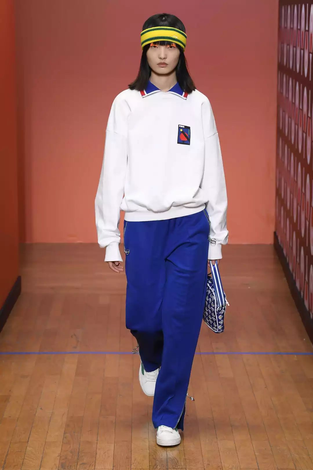 巴黎时装周贰零贰零欢迎来到李宁运动俱乐部