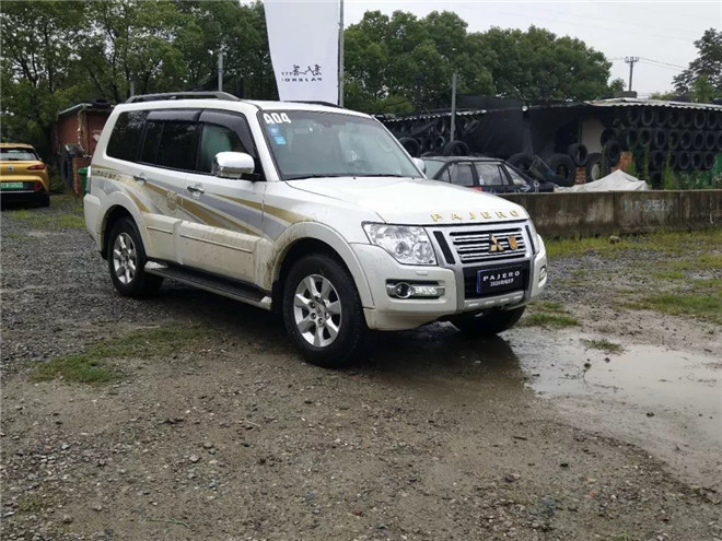 野猫家猫都是三菱帕杰罗这只山猫