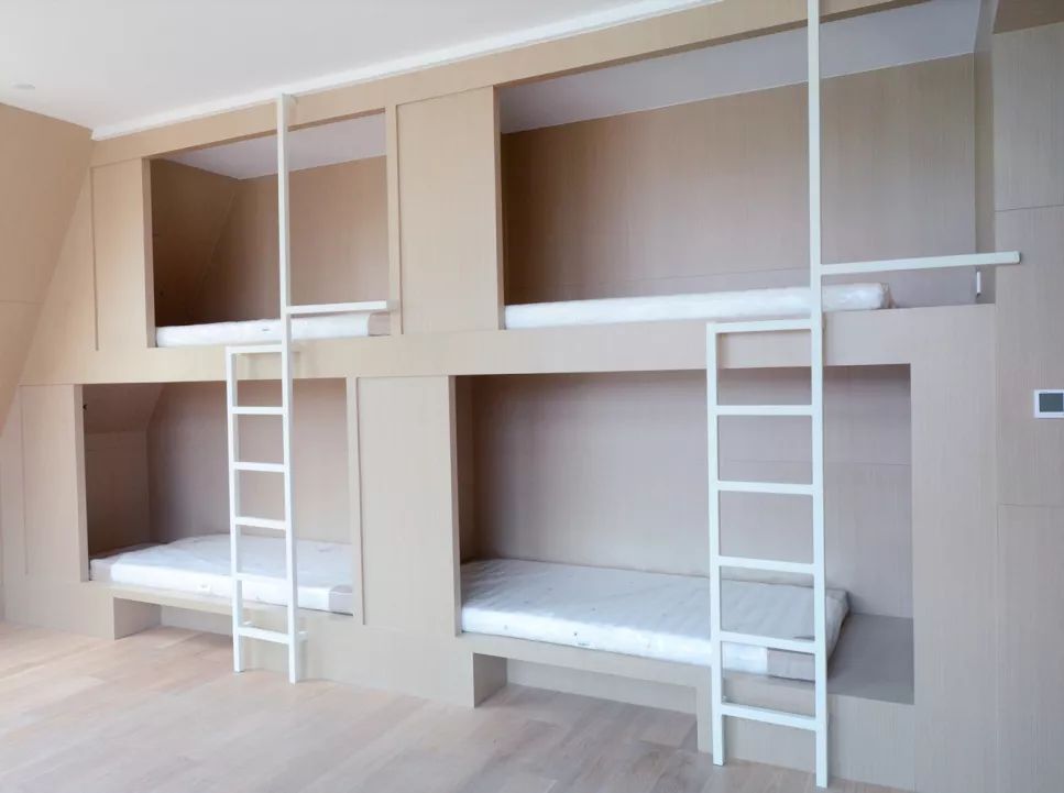 基地地址半山伴水度假村&飞想探索公园地址:宁波市龙观乡龙兴路299号