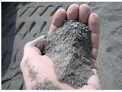 俗称人工砂.混合砂指由机制砂和天然砂混合制成的砂.1,什么是机制砂?