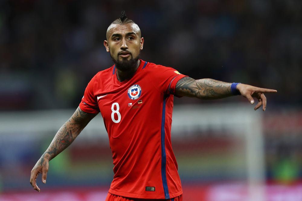 对阵哥伦比亚,如果不是比达尔运气不佳,他早就可以帮助智利首开记录了