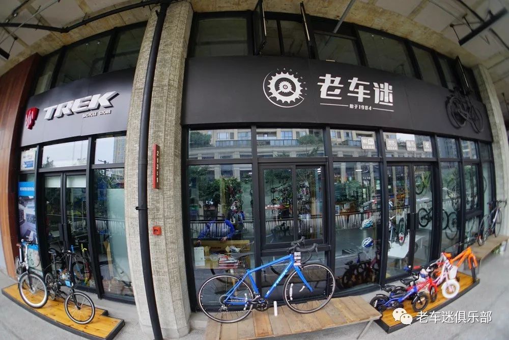 诚聘英才老车迷俱乐部陪你脚踏实地许你仰望星空