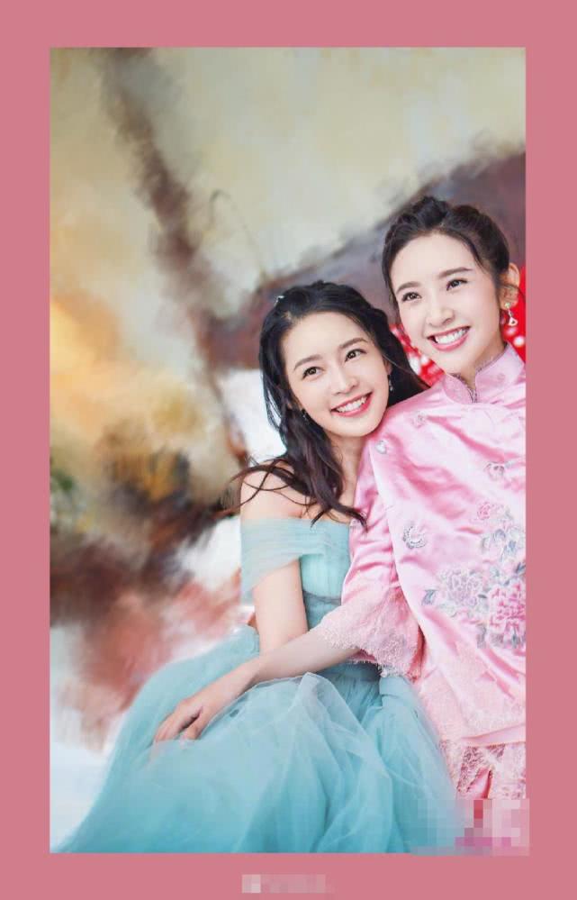 李沁当伴娘清新甜美网友感叹都开始期待她当新娘了