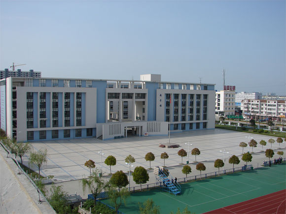 江苏省盐城技师学院北校区南校区校园景色图