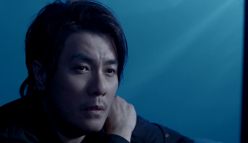 你把梦想撕了一页,不再理会感情的尊卑,依然恪守坚持到底的态度_阿杜