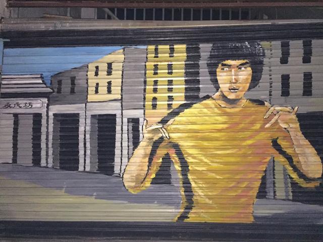 摄影店,陶艺馆等等,也有李小龙故居,粤剧艺术博物馆等参观游览的,游玩