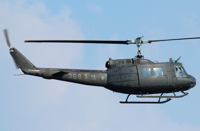 合作生产uh-1h通用直升机,首架于1970年12月出厂,至1976年共生产118架