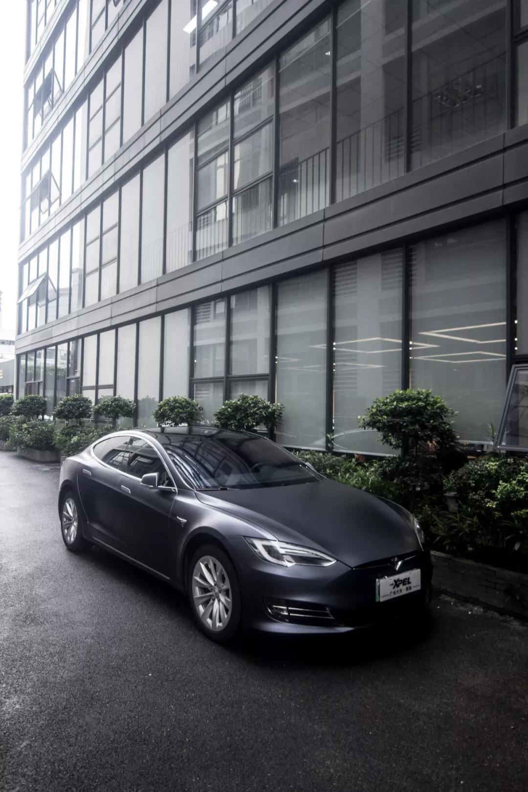 冷光银特斯拉models选择xpel隐形车衣透明膜德驰匠心贴膜