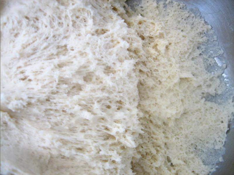 稀饭也能做老面酵头,蒸出的馒头松软有嚼劲,我1次能吃6个