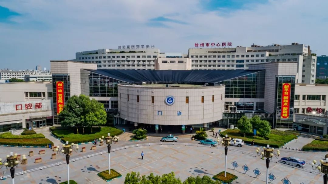 专业介绍医学院临床医学护理学医学检验技术康复治疗学助产学