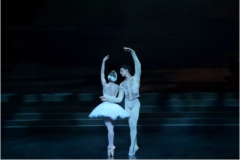 中国芭蕾王子宋亚昆图片