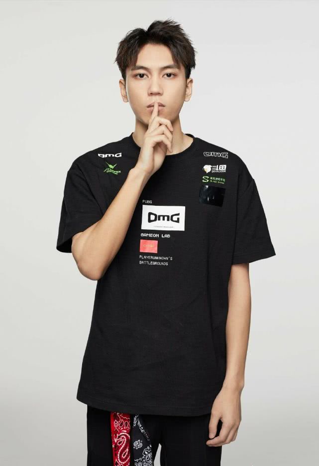 刺激战场omg比赛吃鸡上热搜英雄联盟分部比不过比不过