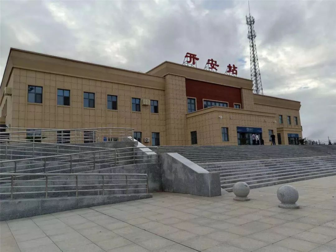 铁路系统满分作文提到了118个火车站