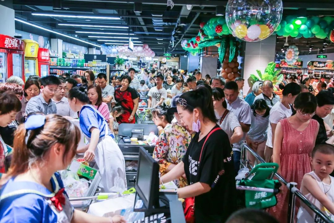 今日,潢川再添一家西亚超市!