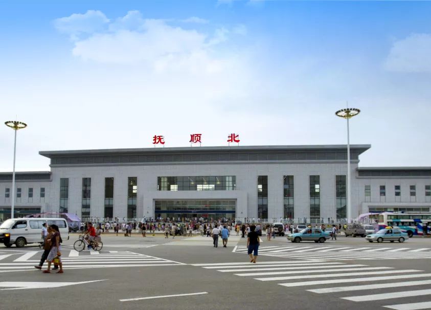 铁路系统满分作文提到了118个火车站