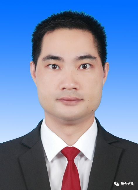 拟任职务:区直单位领导班子副职现任职务:区委办公室副科职干部学历