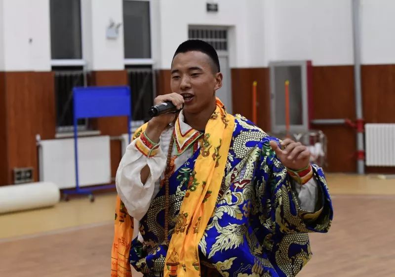 战区海军文艺轻骑兵所到之处我愿与你共成长