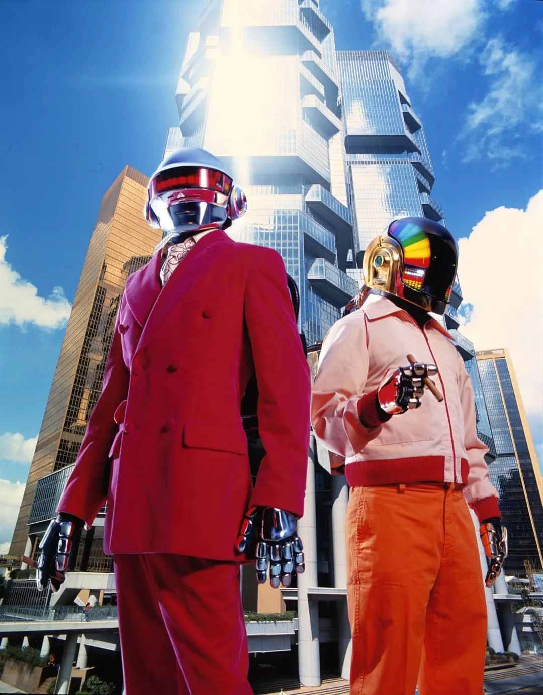 引领法式电音浪潮的daft punk竟然也是潮流界的icon
