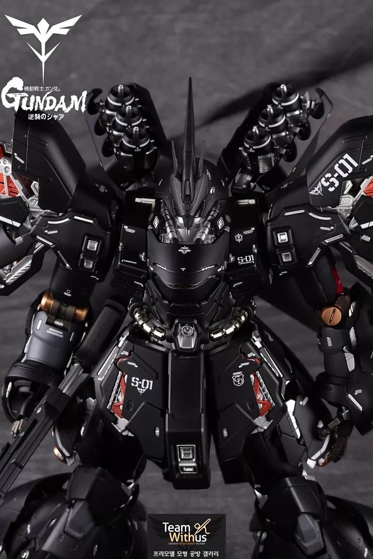 黑色的沙扎比确实非常少见,相比起来红色和浅色还是挺多的嘛,最近我们