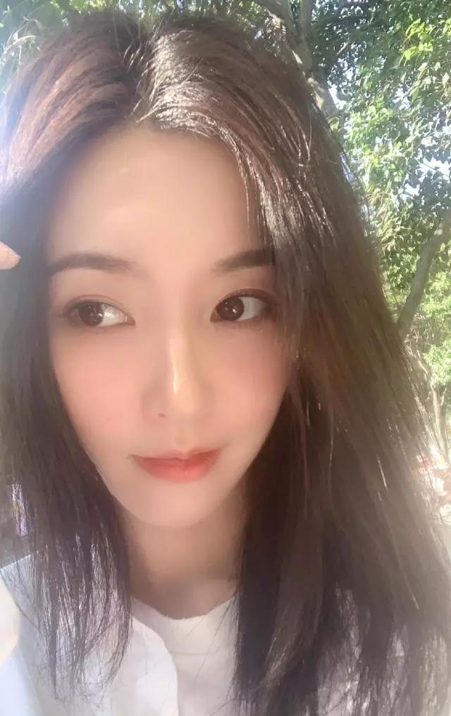 刚出道就嫁给马景涛,10年后被抛弃从头开始_吴佳妮