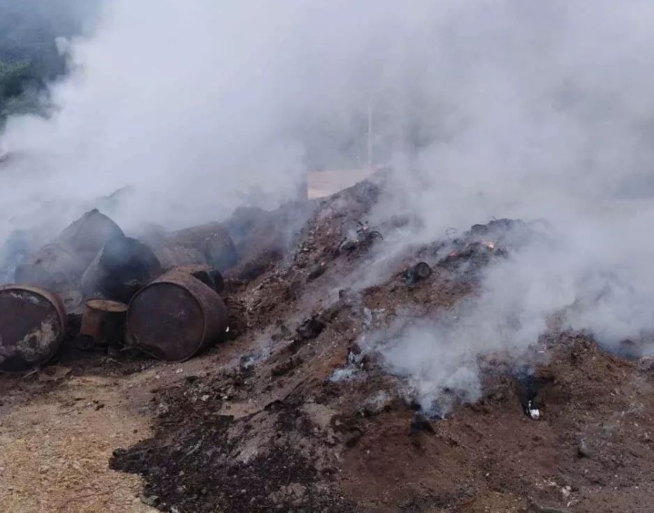 德兴周边事不懂法就很容易摊上事铅山3村民因露天焚烧不明固体废物被