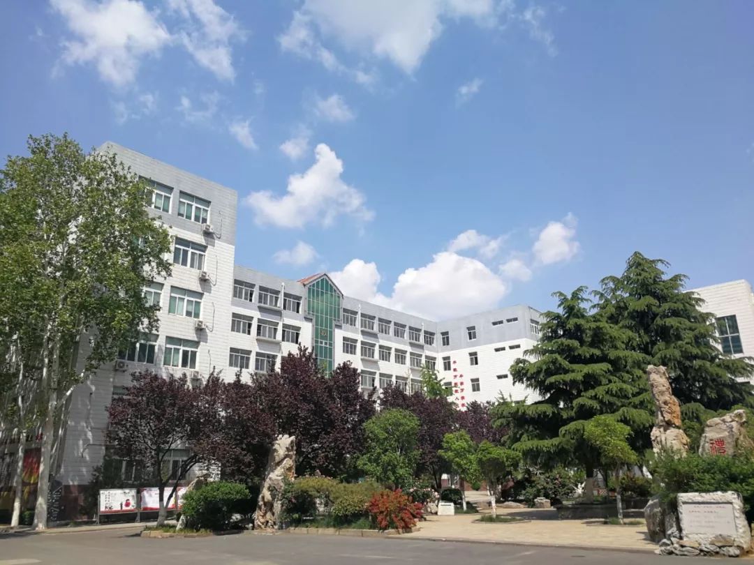 今日关注济南九中举行校园开放日活动