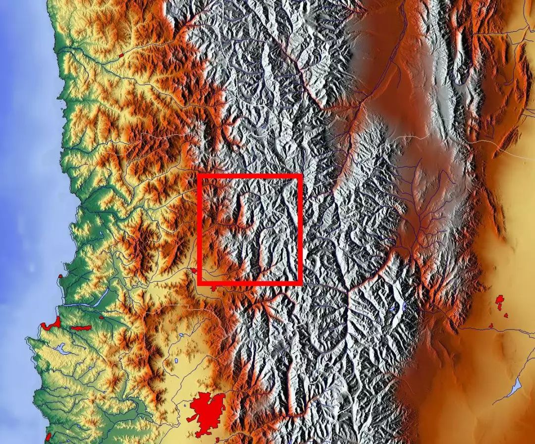 阿空加瓜峰 所处位置阿空加瓜山地处阿根廷门多萨省西北端,临近智利