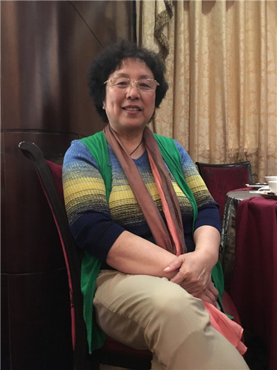 东岳海花园居民互帮互助共建温暖家园