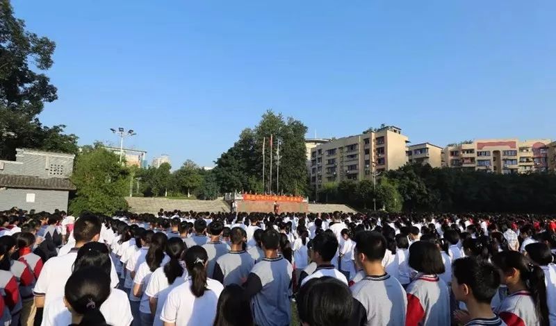 铜仁荣昌中学图片