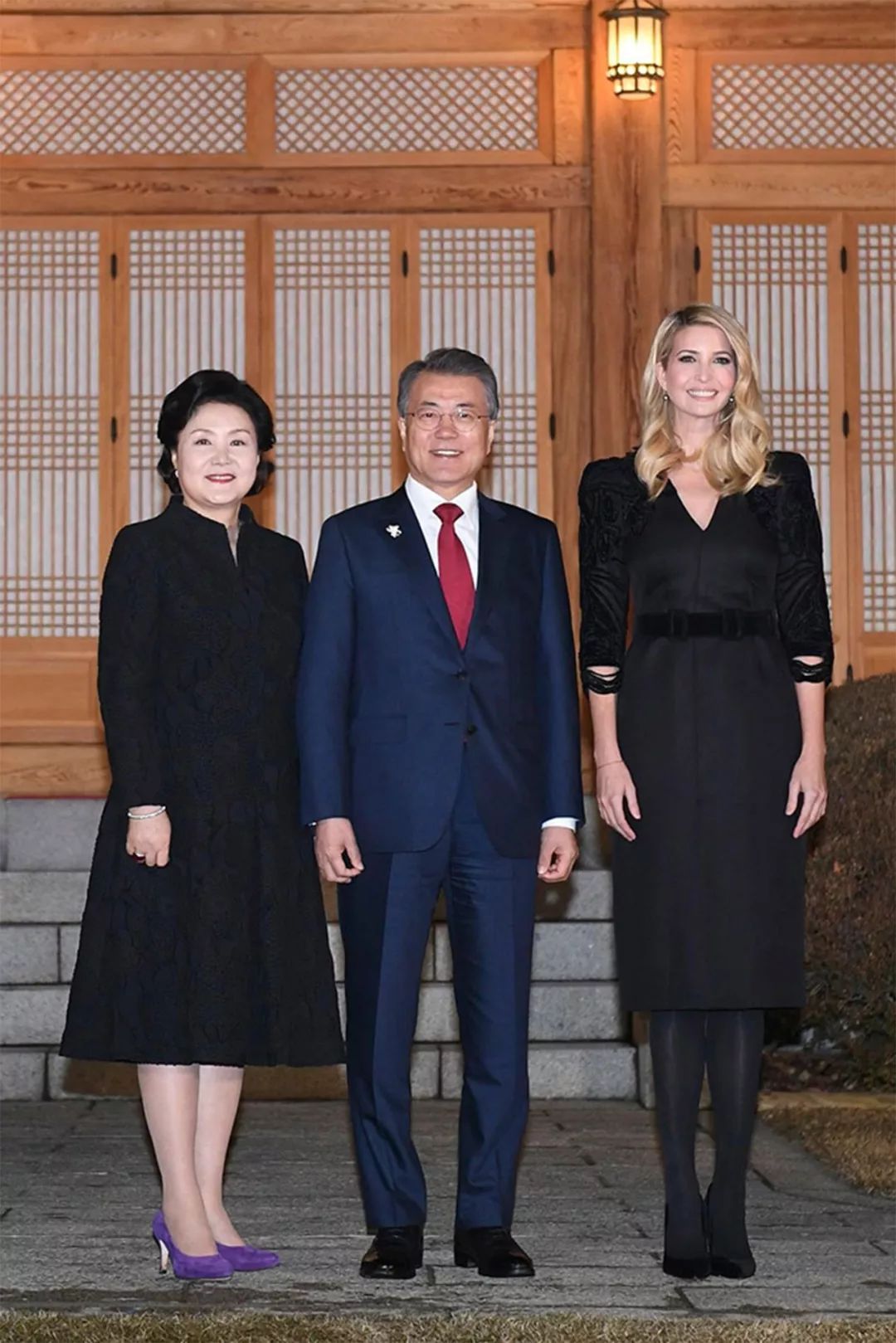 原创38岁伊万卡遇exo男团大玩追星似少女老公站一旁全力支持