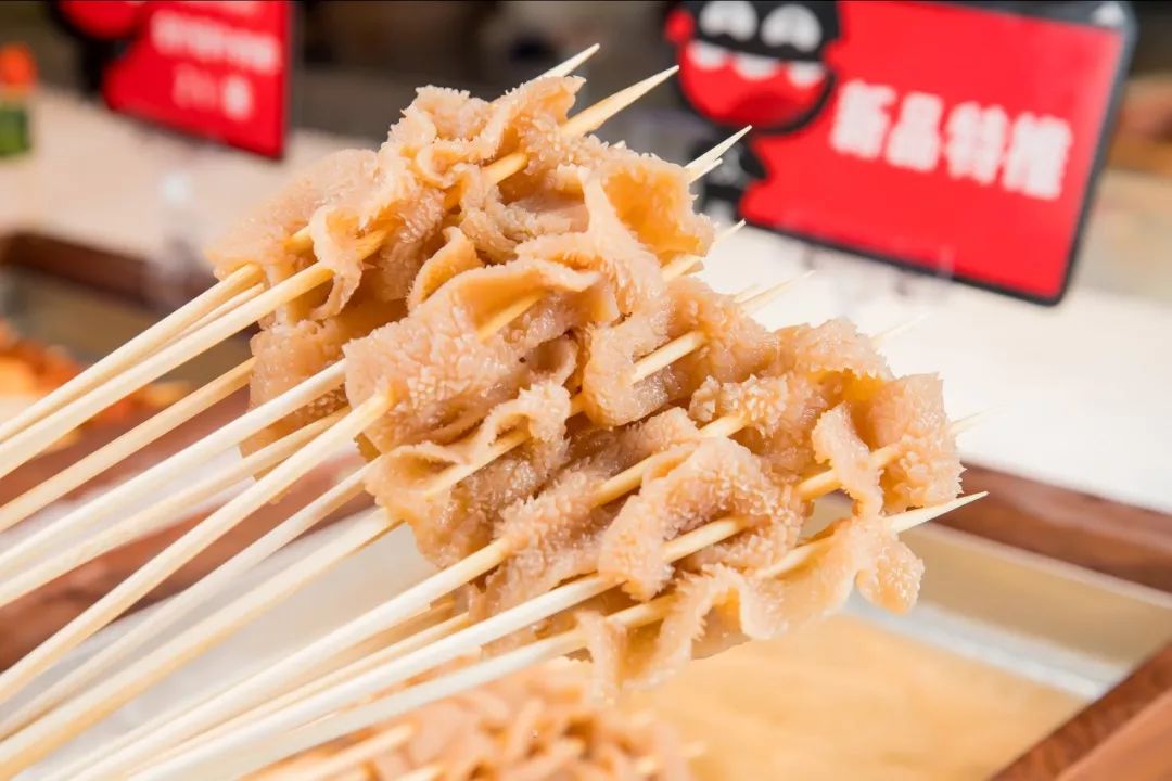 这家成都户口串串店,老板喊话让广州人给他上一课!