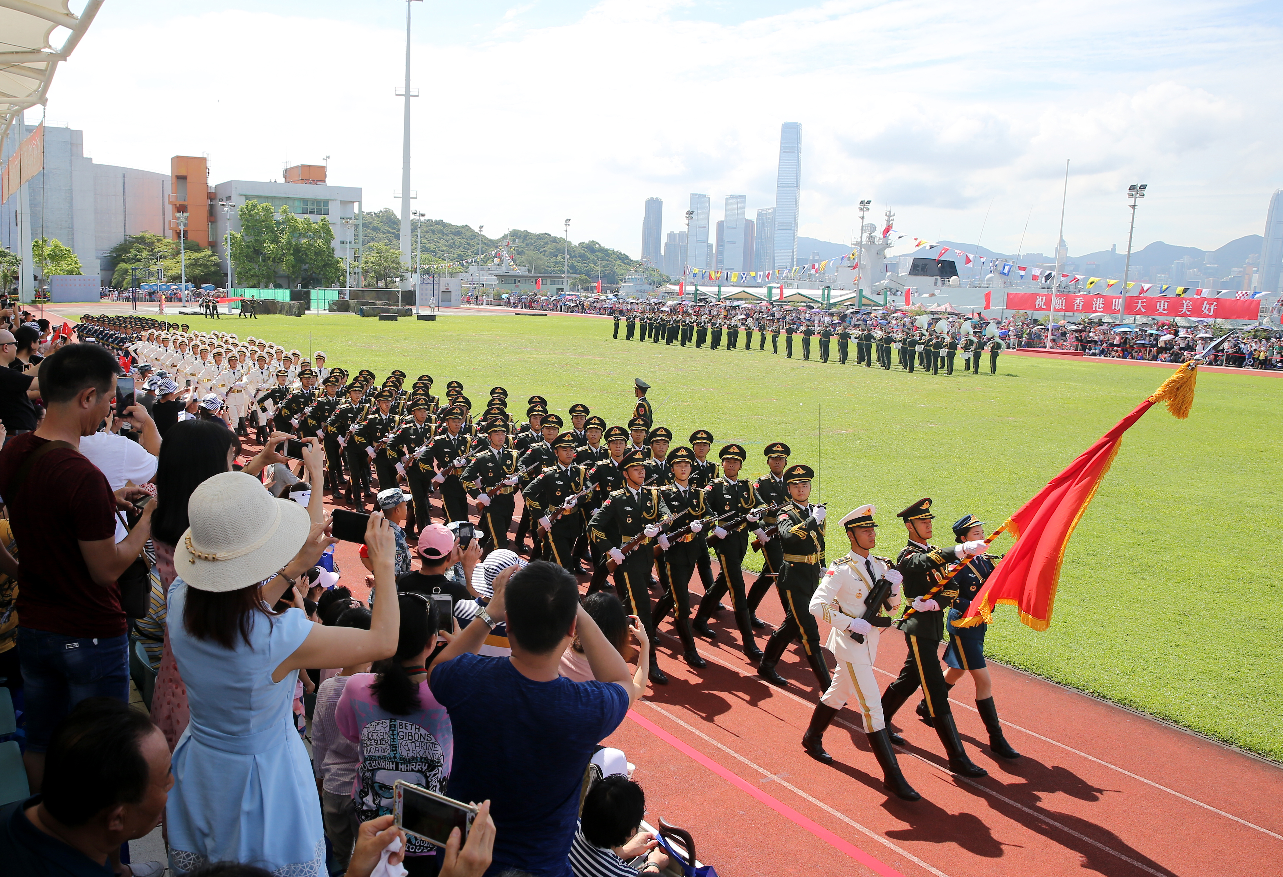 东莞驻港部队基地图片