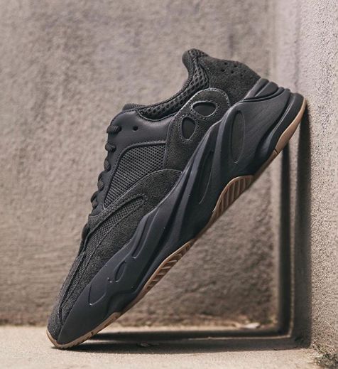 抢抢抢yeezy700新配色黑武士加拿大6月29日开售