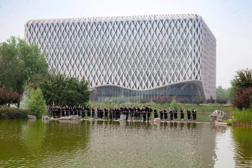 北京建筑大学小鸟巢图片