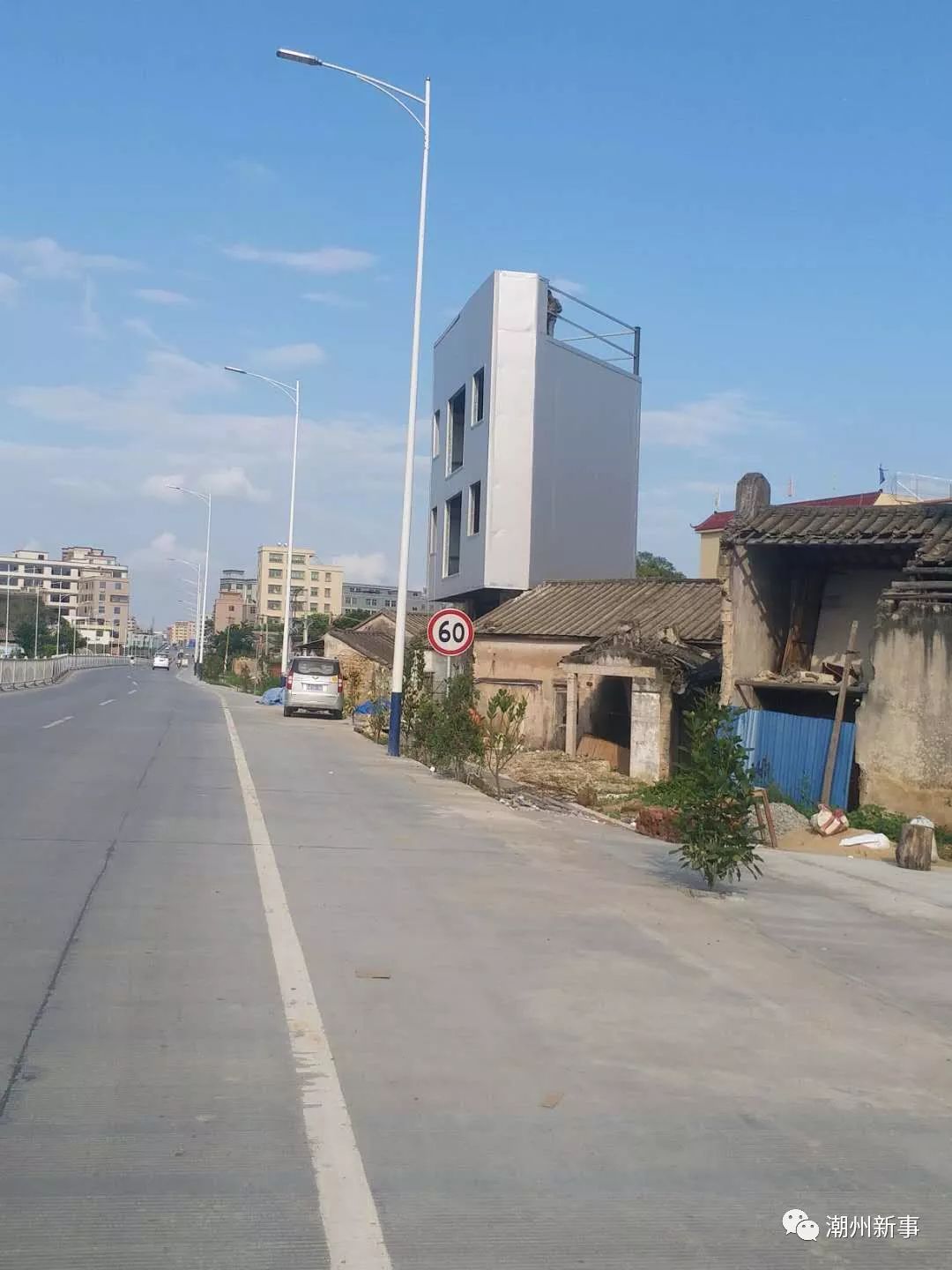 潮汕惊现三角"纸片楼",水泥钢结构外墙包铁皮!