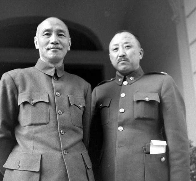 辽沈决战:卫立煌“身在曹营心在汉”,刘少奇指示他四个字-搜狐大视野-搜狐新闻